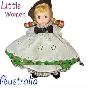 Madame Alexander doll AUSTRAILA # 598 NWT